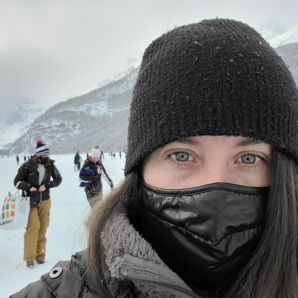 Meet your Posher, Claire - Picture 1 of 1